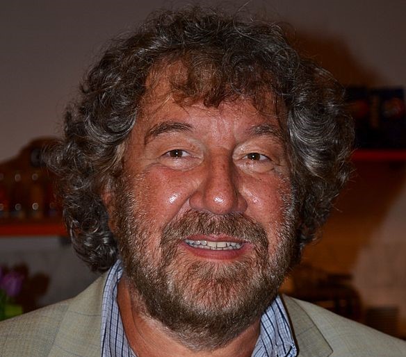 Řízky podle Zdeňka Trošky musíte vyzkoušet: Připravují se obráceně a zapékají se s bramborami