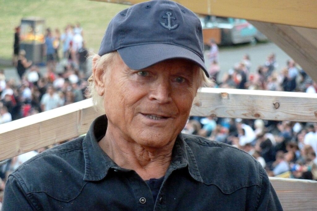 Terence Hill (2018), FOTO: <a href="https://commons.wikimedia.org/wiki/File:Terence_Hill_in_Dresden_(20.08.2018).jpg">Spencerhilldb</a>, <a href="https://creativecommons.org/licenses/by-sa/4.0">CC BY-SA 4.0</a>, via Wikimedia Commons