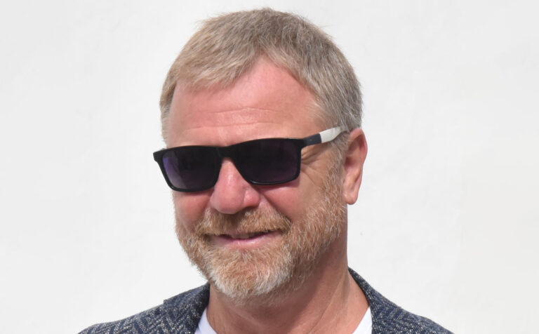 Herec Maroš Kramár se ostře obul do premiéra: Nedodržel slovo, není to chlap