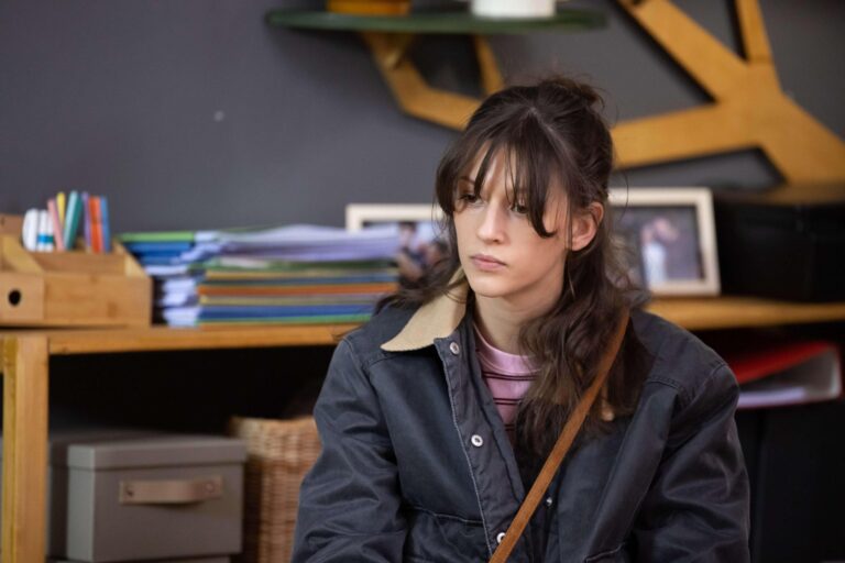 Ulice: Sára přizná Báře smutnou pravdu