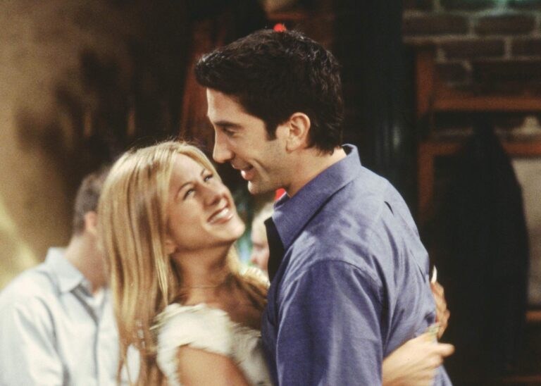 David Schwimmer alias Ross rozčílil fanoušky seriálu Přátelé. Nevděčná „plačka“, vzkazují mu