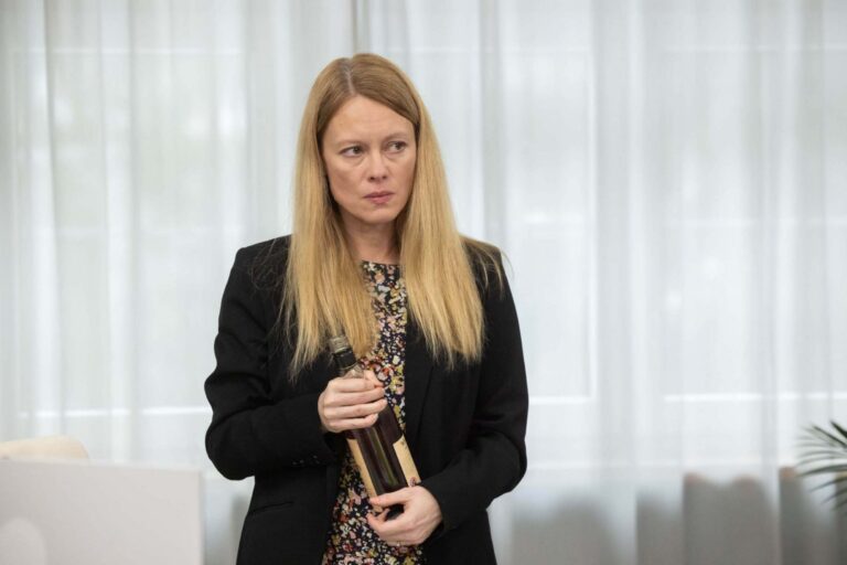 S kým žije Linda Rybová: Blanka z Ulice prožila bouřlivé devadesátky s rockerem, klid našla až s hercem na mlýně