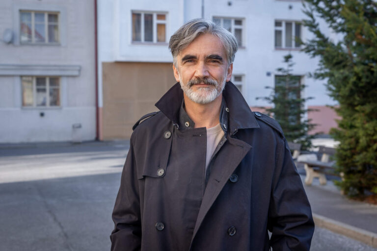 Návrat starého zla do seriálu Ulice: Eliáš Neumann v podání Martina Myšičky opět v akci