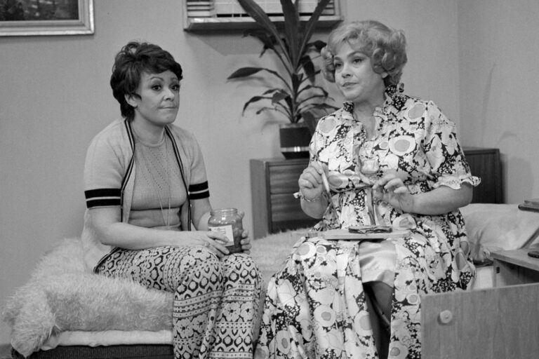 Míla Myslíková: Manželství jí přineslo spoustu trápení. I když hrála filmové maminky, vlastní děti nikdy neměla