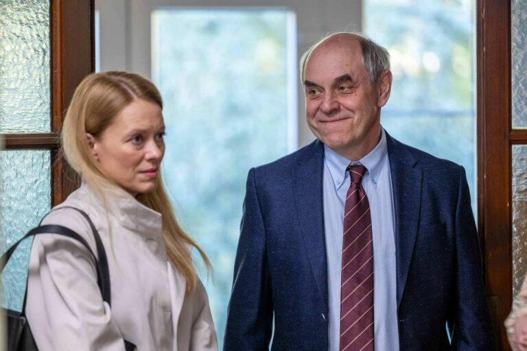 Ulice tento týden: Otevírání starých ran, návrat Lenky, podvod, snaha o usmíření, válka na gymnáziu i svatba s háčky