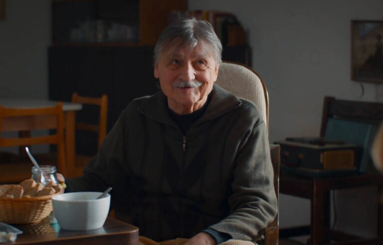 Herec a dabér Pavel Soukup řekl, že už nemá moc času a všechno rozdal. Dnes září zase v televizi