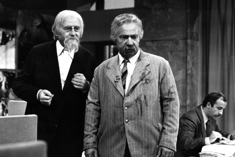 „Ten špenát snad někdo skladoval v pr***i,“ zuřil Sovák. Jak vznikala slavná sci-fi komedie Což takhle dát si špenát