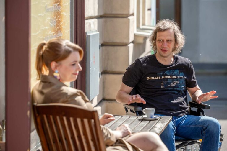 Ulice: Tvůrci slibují v nové sezoně další vztahové příběhy. Lukáš touží po lásce, Kolda a Šimon budou bojovat o jednu dívku