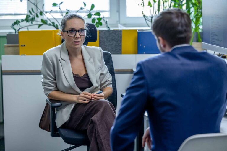 Ulice: Soňa padá na dno a spouští osobní válku