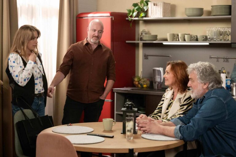 Ulice v úterý: Pátrání po zlodějovi, překvapení a kdo dřív přijde…