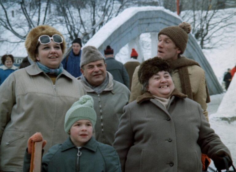 Marie Motlová: Ze zdravotní sestry herečkou. Připadala si ošklivá a neatraktivní, svůj žal utápěla v alkoholu