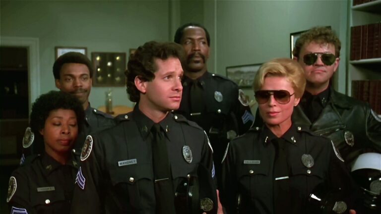 Leslie Easterbrook alias Callahanová: Byla adoptovaná, vlastní děti nikdy neměla a podporuje civilní držení zbraní