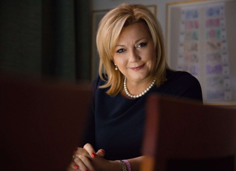 „Já nikdy ničeho nelituju, nikdy,“ řekla Alena Schillerová ke svému tetování