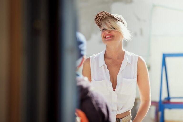 První televizní transgender v Česku, Ženodlak i kladivo na transky: Seriál Most! má i po letech co říct