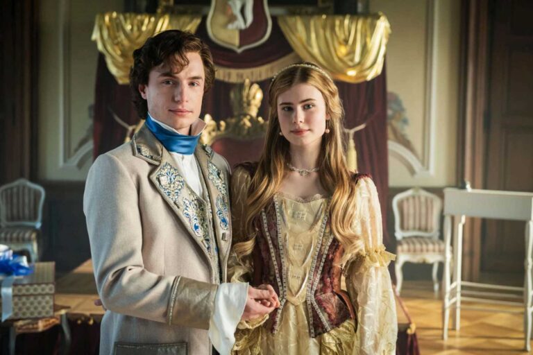 Záhada strašidelného zámku ožívá: Nová vánoční pohádka láká na prince, princeznu i bílou paní