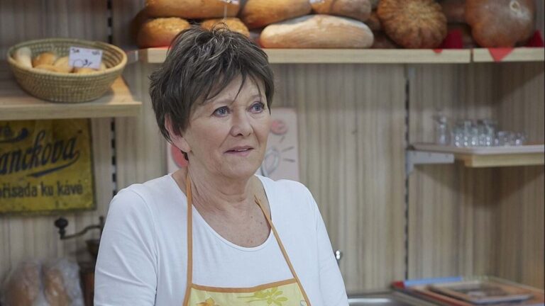 Zdena Hadrbolcová (†86): Vlastní děti nikdy neměla, sebe jako matku si neuměla představit