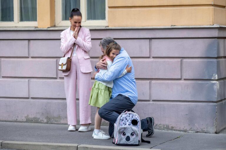Ulice: Klárka nechce do školy, Marek odmítá slyšet pravdu a exploze v Království hraček