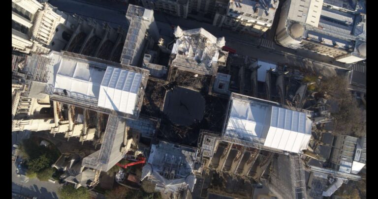 Notre-Dame znovu otevřená. Dokument ukazuje, jak probíhala její obnova