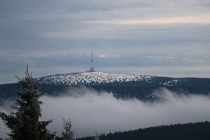 Zasněžený Praděd, FOTO: Lenka Kinclová, CC BY-SA 4.0, via Wikimedia Commons
