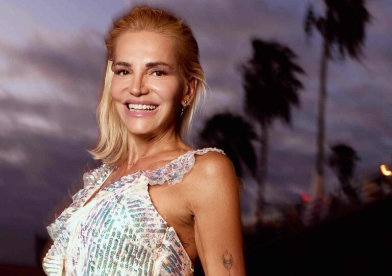 Dara Rolins ve vile Love Island. Na Tenerife roztančí srdíčka