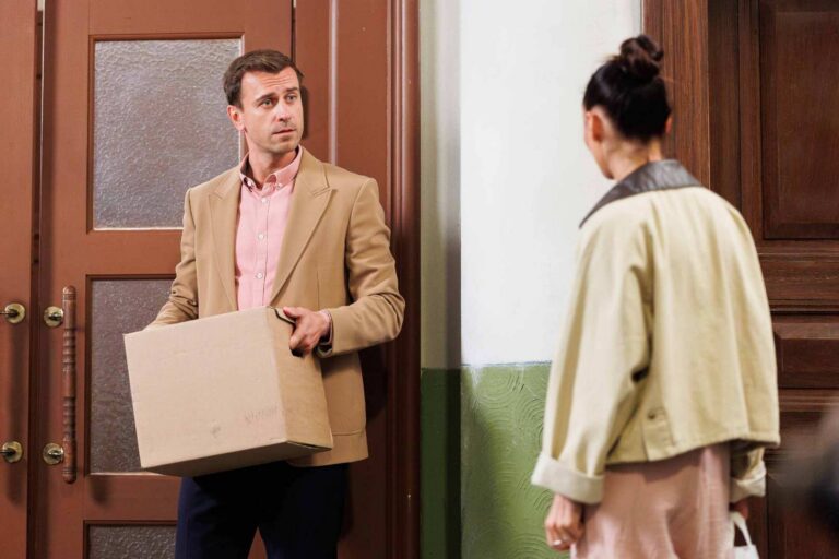 Ulice v úterý: Rvačka před klubem nezůstane beze svědků, Adriana vyjede na Prokopa a nečekaný návrat Sáry