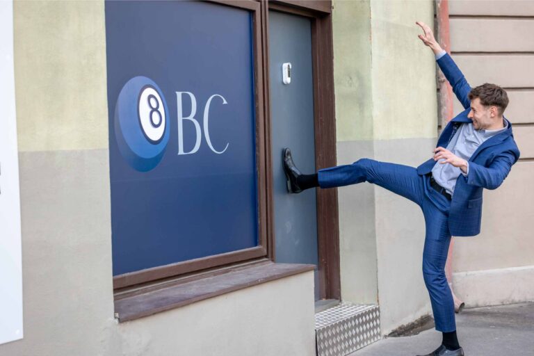 Příští týden v seriálu Ulice: Agáta udělá nečekaný krok, další nebezpečí kvůli klubu, odhalená nevěra a hádky