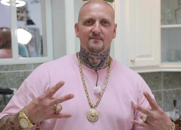 Veganka, rapper a tantra v paneláku. Jihomoravské Prostřeno se ponese v napjaté atmosféře