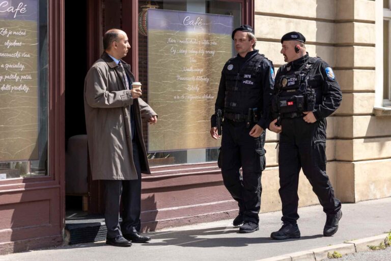 Tento týden v seriálu Ulice: Policie, Vanda v úzkých, Martina ve spárech Pecháčka a Jirka se začíná bát