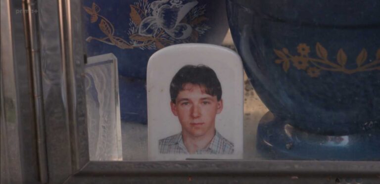 Závěr série České vraždy: Kvůli odchodu z firmy uškrtili mladíka v autě. Dnes jsou pachatelé na svobodě