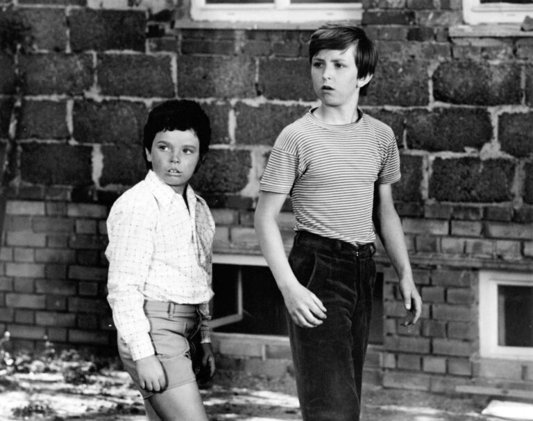 Malý Menšík z Což takhle dát si špenát vyrostl. Jeho představitel Michal Kocourek dnes vládne divadlu Kalich