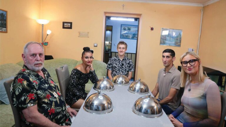 Prostřeno tento týden: Od pikantní polévky přes hádku o rasismu až po světelnou show