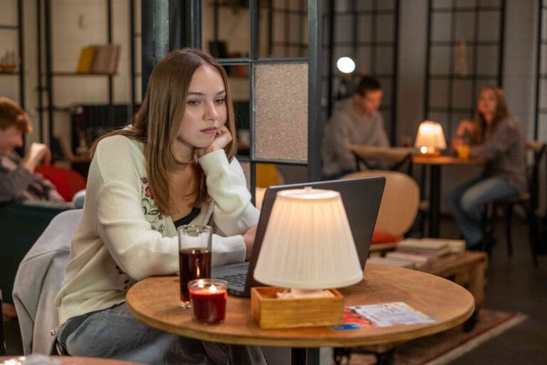 Ulice v pátek: Nová postava, Žofie se dočká pěkných slov i zklamání a čekání na znamení