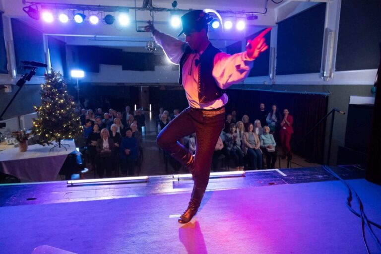 Ulice: Prokop v kroji zachrání Adrianu