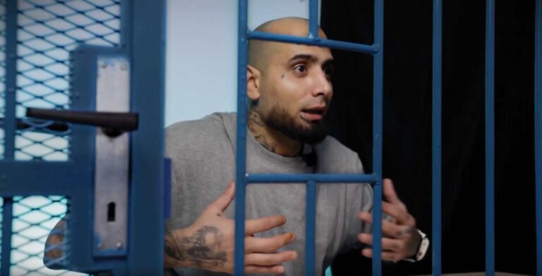 Bez lítosti: 26 ran, tři nože, jedna mrtvá a druhá doživotně zmrzačená. Alexandr Klempár neprojevil žádnou lítost