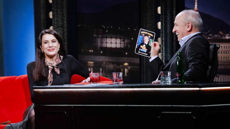 Show Jana Krause: Hvězda Naked Attraction, Václav Kopta se věnuje modelingu a paranormální jevy v divadle