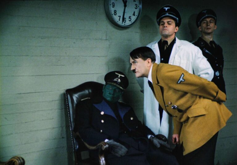 Zítra vstanu a opařím se čajem: Skuteční zločince, revoluční technologie a tragické předpovědi