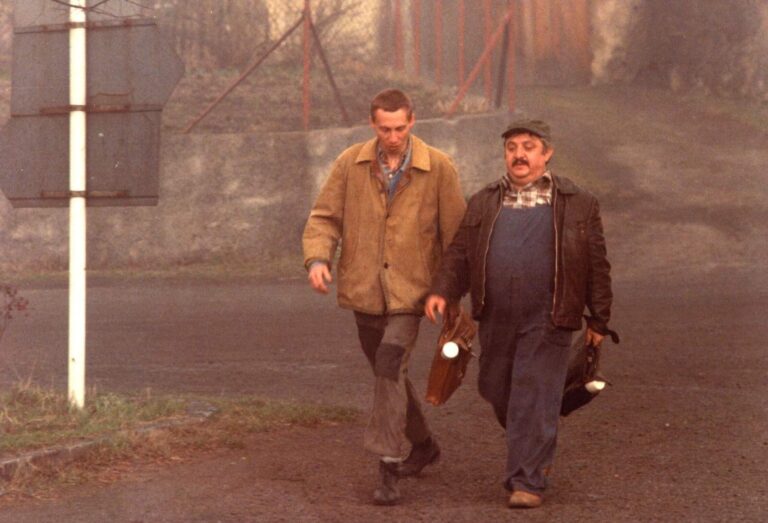 Vesničko má středisková: Původní herecké obsazení, smrtelná nehoda a film vznikl jako záchrana před finančním průšvihem