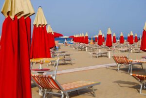 Mladý politik se dal do boje s placenými lehátky, FOTO: Pixabay.com